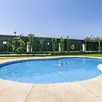 Pie De Playa Con Piscina: Banana Beach. * Marbella