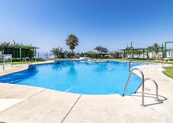 Pie De Playa Con Piscina: Banana Beach. شقة