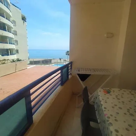 Pie De Playa Con Piscina: Banana Beach. *